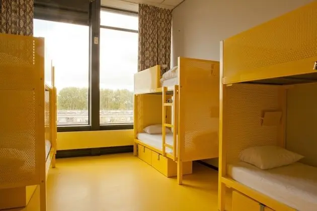 Standard room for 8 persons