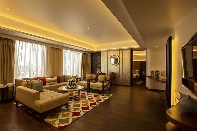 The WOW Presidential Suite- Free Airport Transfer
