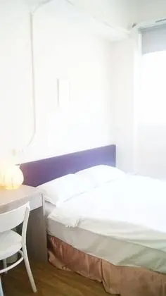 Tek Büyük Yataklı Oda, Ortak Banyo