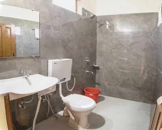 Basic Kır Evi