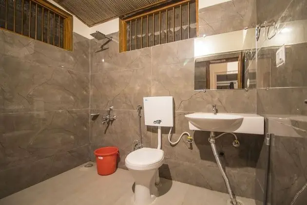 Basic Kır Evi
