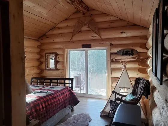 Bear Cabin, Mountain view