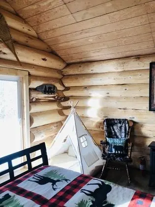 Bear Cabin, Mountain view