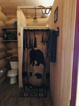 Bear Cabin, Mountain view