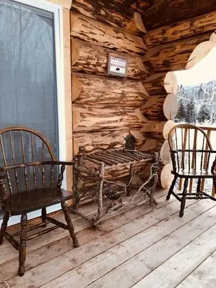 Bear Cabin, Mountain view