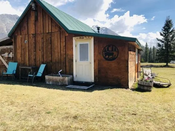 Traditional Kulübe, Park Manzaralı