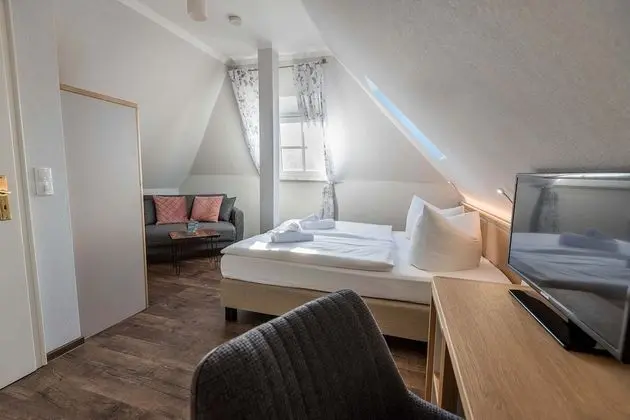 Standard Tek Büyük Yataklı Oda