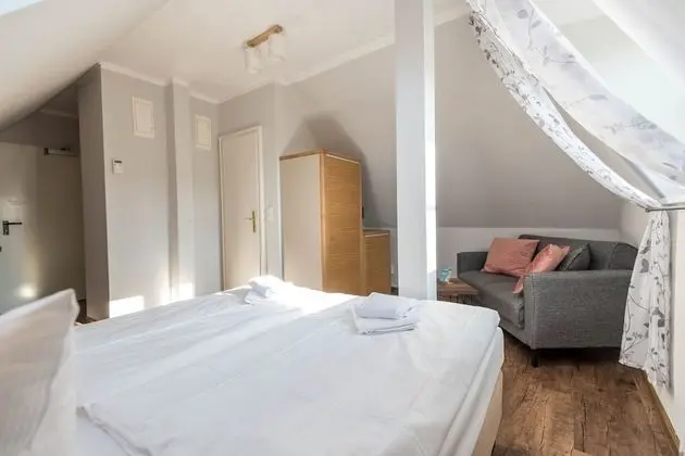 Standard Tek Büyük Yataklı Oda