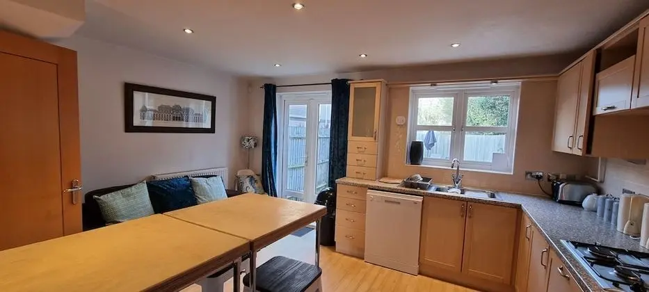 Comfort Tek Büyük veya İki Ayrı Yataklı Oda