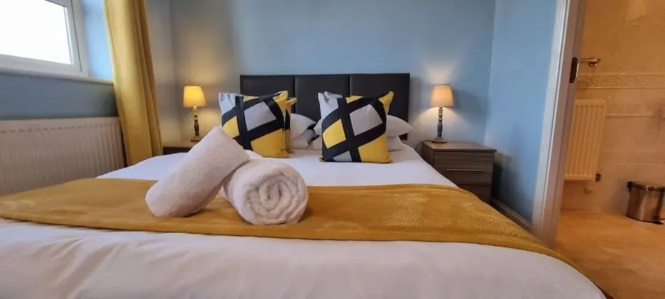 Comfort Tek Büyük Yataklı Oda