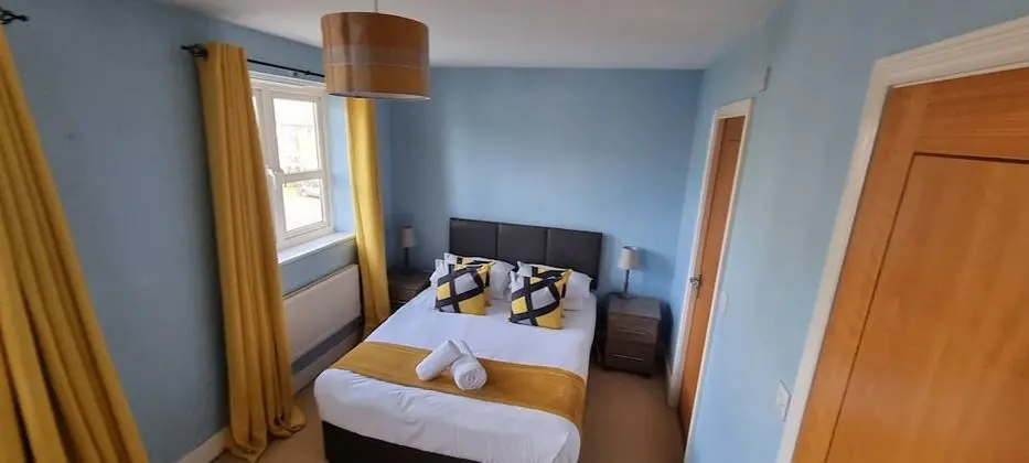 Comfort Tek Büyük Yataklı Oda