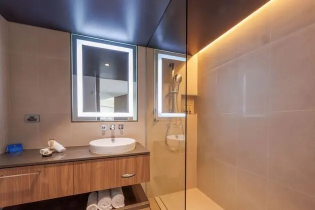 Deluxe İki Ayrı Yataklı Oda, Birden Çok Yatak, Liman Manzaralı