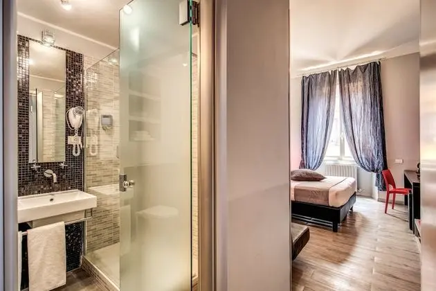 Superior Tek Büyük Yataklı Oda