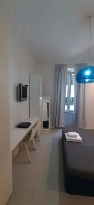 Büyük Yataklı Tek Kişilik Oda