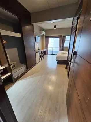 Superior King Bed