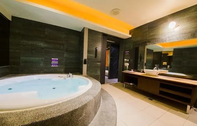 Romantic Oda, 1 En Büyük (King) Boy Yatak, Sigara İçilmez