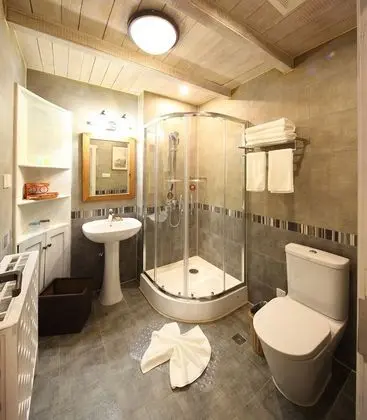 Superior Tek Büyük Yataklı Oda