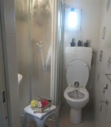 Dört Kişilik Oda, Balkon