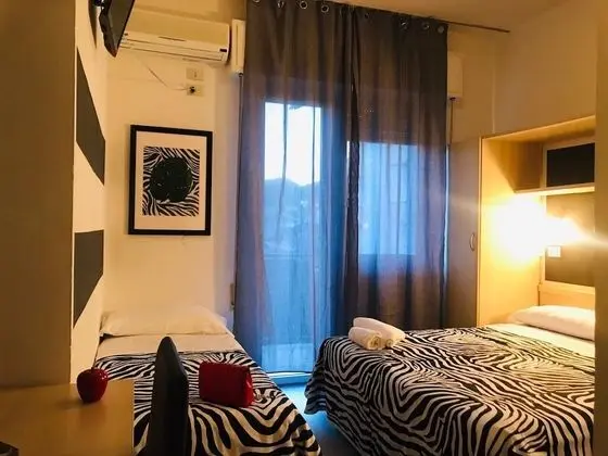 Üç Kişilik Oda, Balkon