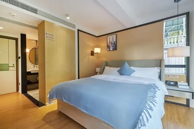 Exclusive Tek Büyük Yataklı Oda