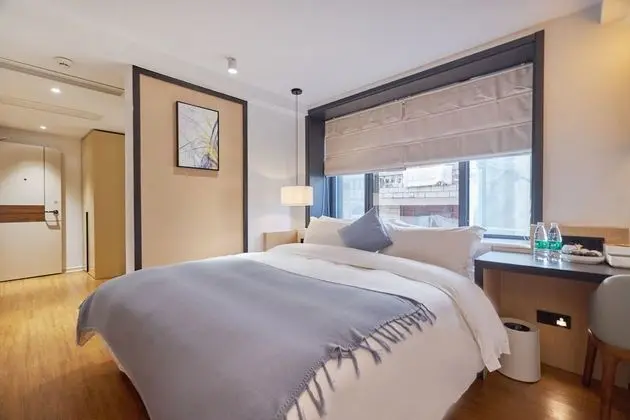 Exclusive Tek Büyük Yataklı Oda