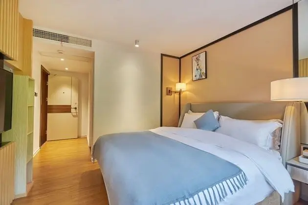 Exclusive Tek Büyük Yataklı Oda