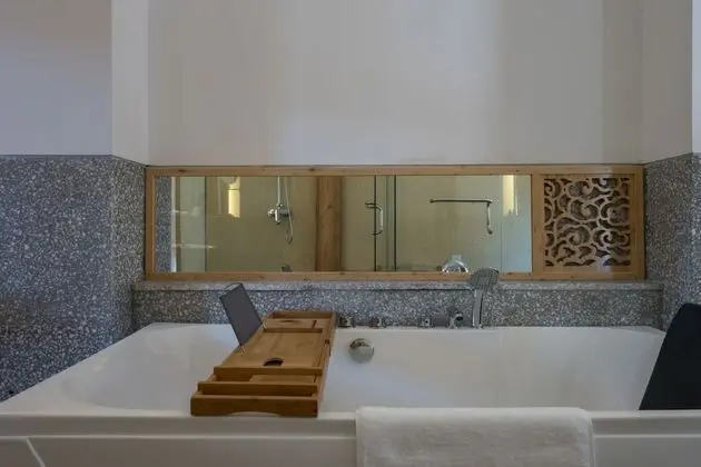 Tek Büyük Yataklı Oda, Teras