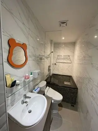 Üç Kişilik Oda, Küvet