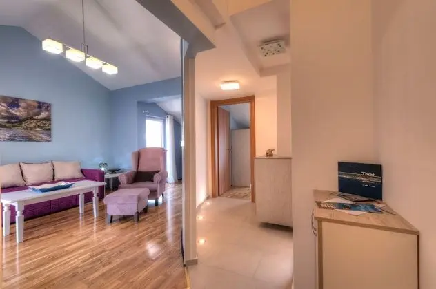 Blue Apartment, Attic