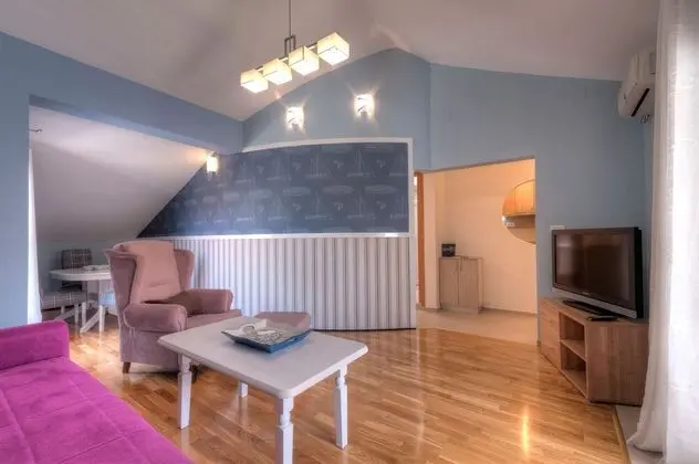 Blue Apartment, Attic
