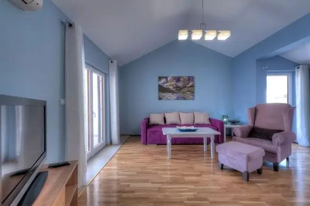 Blue Apartment, Attic