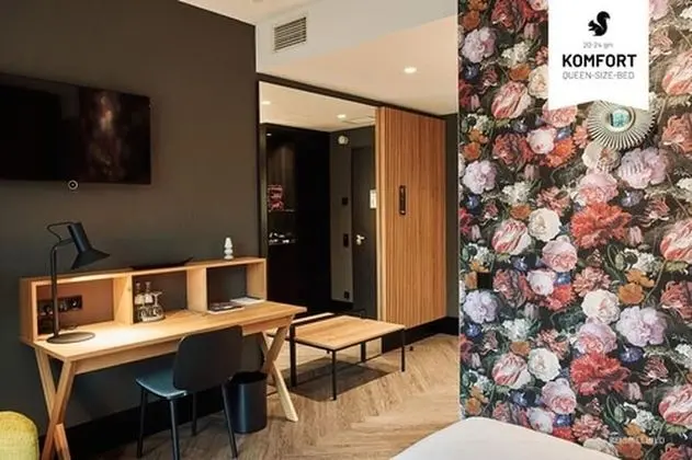 Comfort Tek Büyük Yataklı Oda, Bahçe Manzaralı