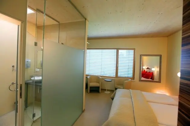 Design Tek Büyük Yataklı Oda, Balkon, Yamaçta
