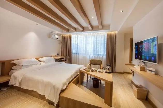 Comfort Tek Büyük Yataklı Oda