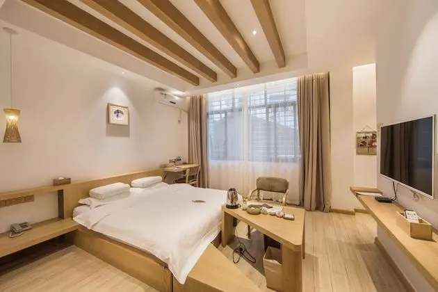 Comfort Tek Büyük Yataklı Oda