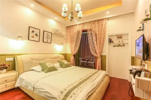 Tek Büyük Yataklı Oda