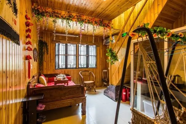 Family Dubleks, Balkon