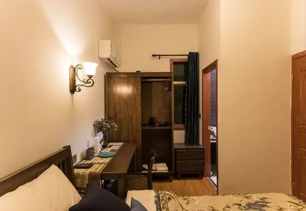 Classic Tek Büyük Yataklı Oda