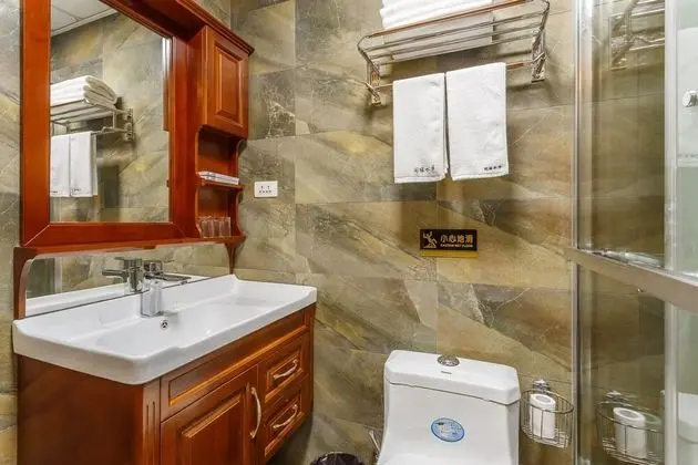 Comfort Tek Büyük Yataklı Oda