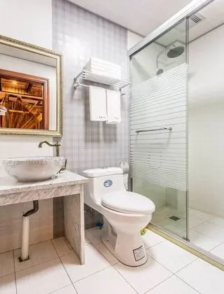 Premium Tek Büyük Yataklı Oda