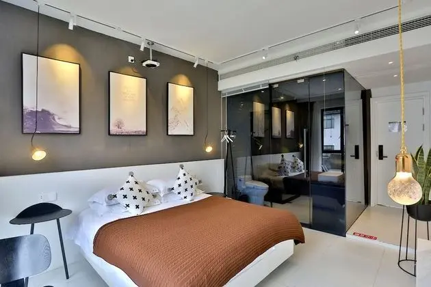 Standard Tek Büyük Yataklı Oda