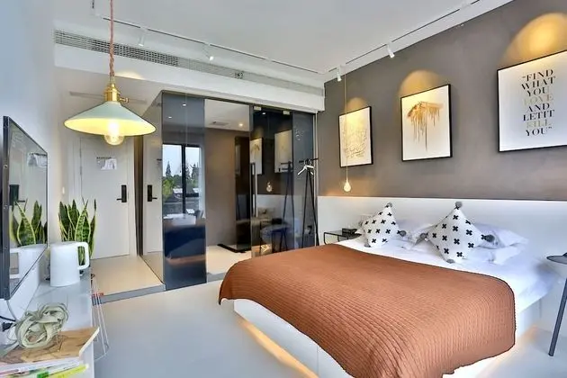 Standard Tek Büyük Yataklı Oda