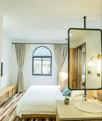 Standard Tek Büyük Yataklı Oda