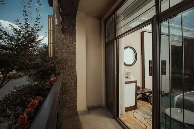 Standard Tek Büyük Yataklı Oda