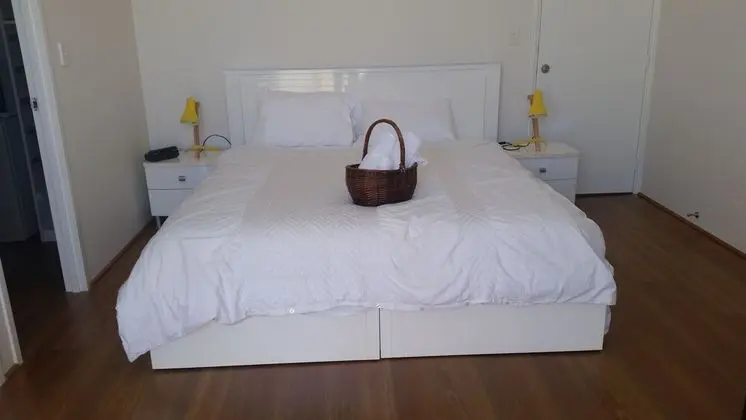 Deluxe Stüdyo, 1 En Büyük (King) Boy Yatak