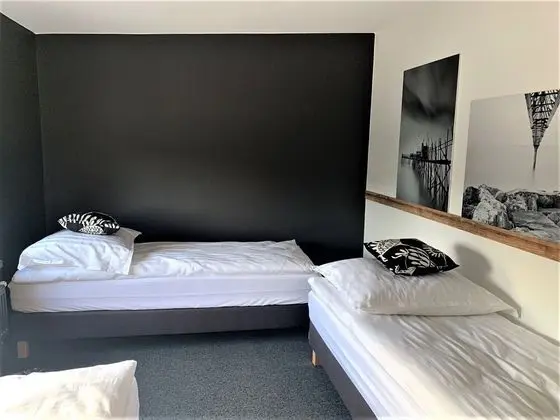 Üç Kişilik Oda (P7)