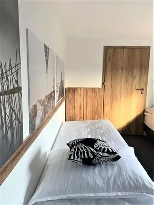 Üç Kişilik Oda (P7)