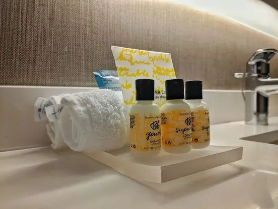 Oda, 1 En Büyük (King) Boy Yatak, Engellilere Uygun (Mobility Tub)