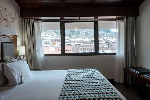 Süit, 1 En Büyük (King) Boy Yatak, Sigara İçilmez (Colonial)