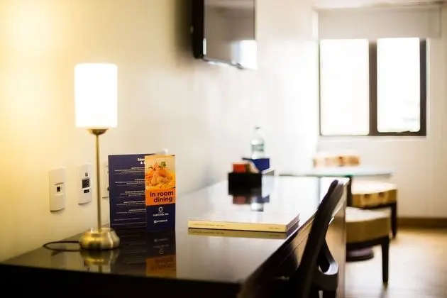 Oda, 2 Çift Kişilik Yatak, Sigara İçilmez